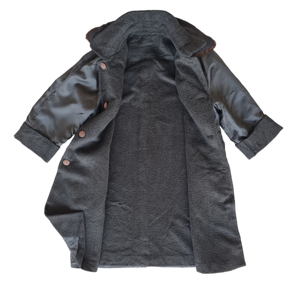 Size- L, High-end Danae Jacket unisex in charcoal green colour - Picture 3 of 8